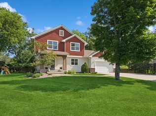1020 Bliss Ln, Bloomington, MN 55431
