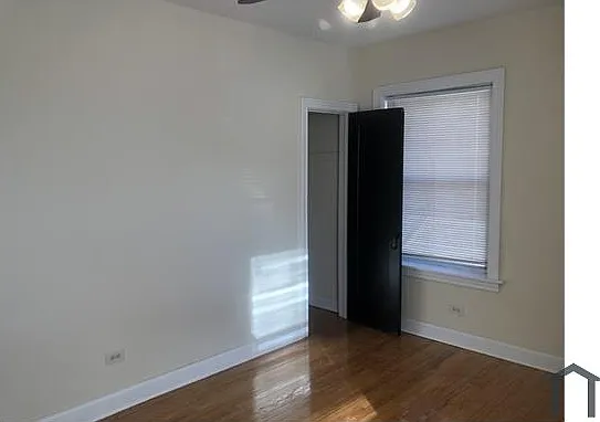 8005 S Prairie Ave #2 — Photo 21