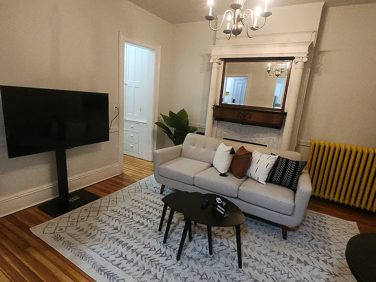 484 Madison Ave #2 — Photo 2