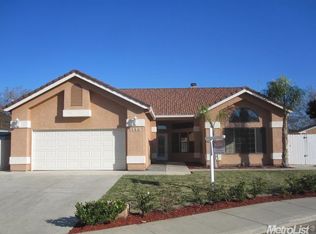 1890 Heather Ct, Tracy, CA 95377