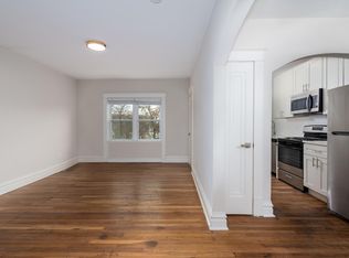 7389 Maple Ave, Saint Louis, MO 63143