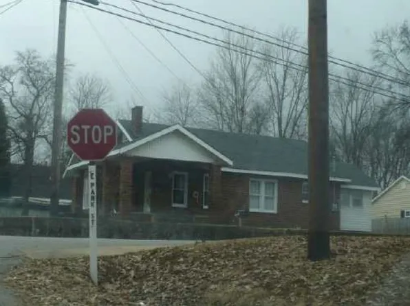 110 E Park St, Alamo, TN 38001
