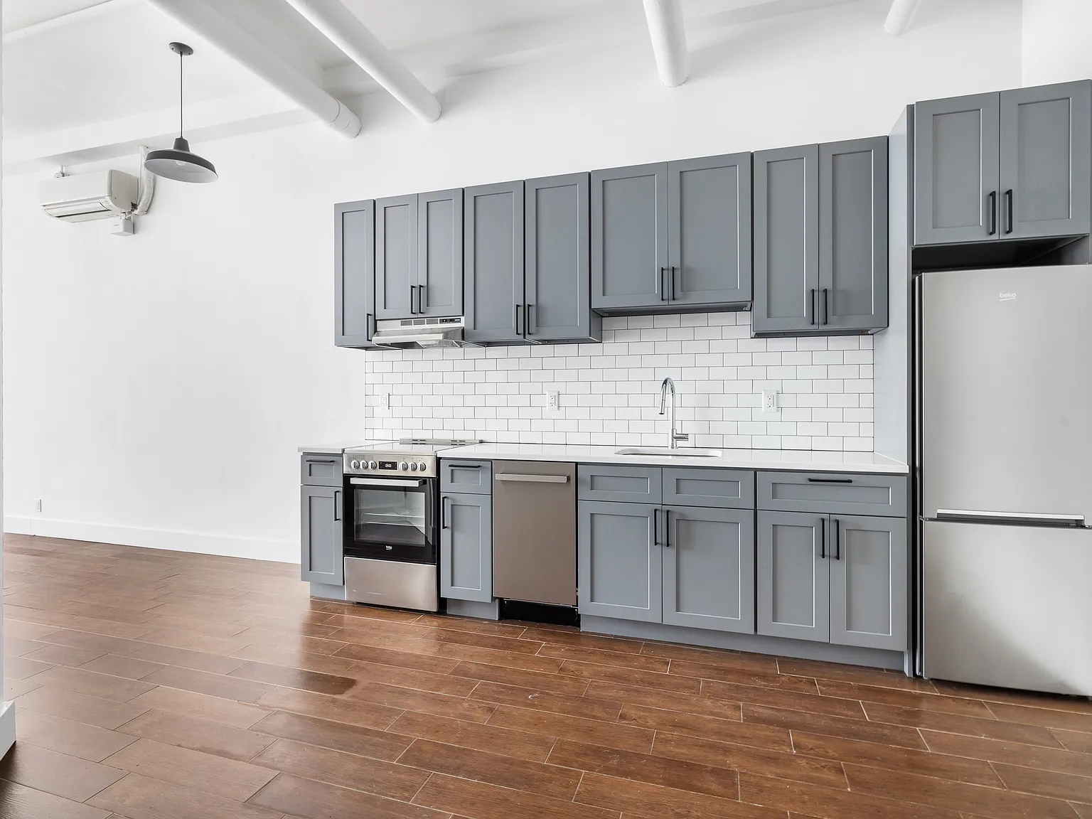 239 Banker Street — Photo 3