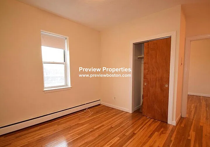 1 bed, 1.0 bath, $2,000 — Photo 3