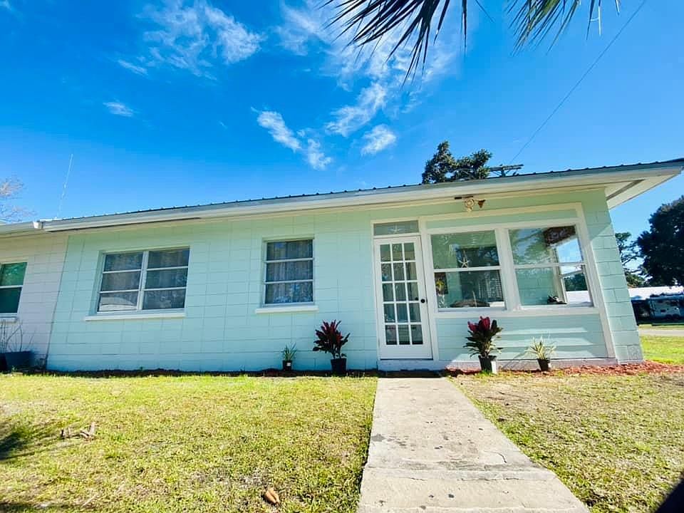 44 Carlton Ave, Lanark Village, FL 32323 Zillow