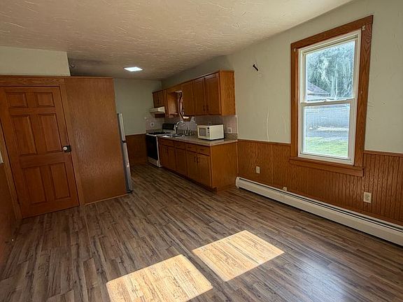 3rd image of 5479 Lehman Rd