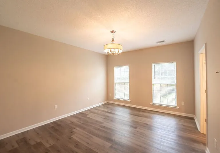 10 Arbors Cir — Photo 27