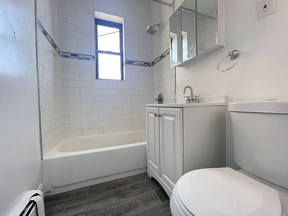5th image of 149 Zabriskie St #44D