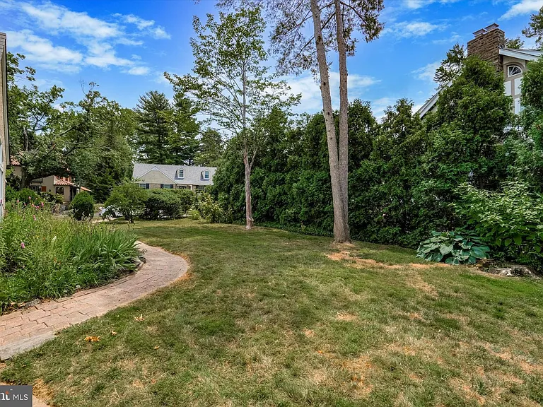 100 Vista Rd — Photo 24