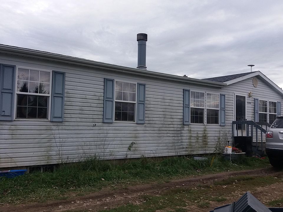 1st image of 4690 Island Hwy