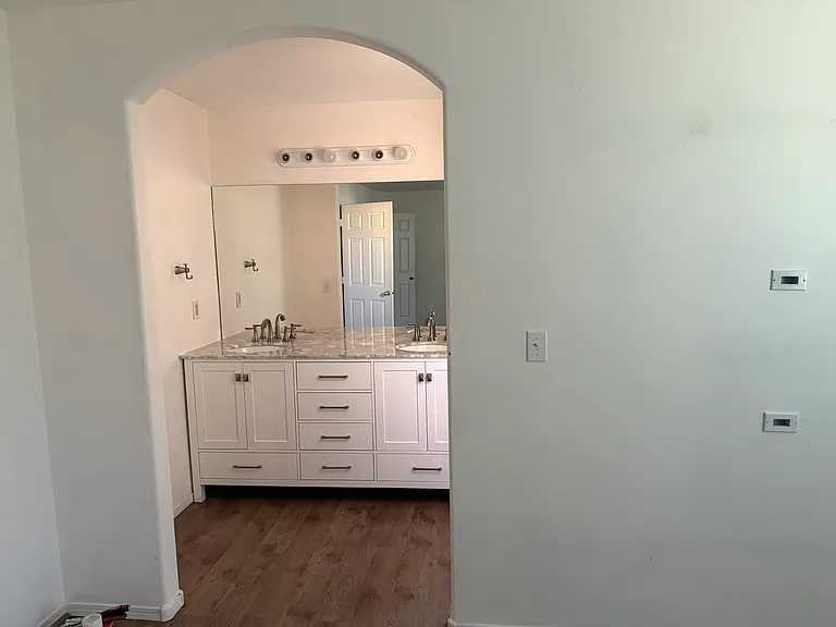 Master bath en suite