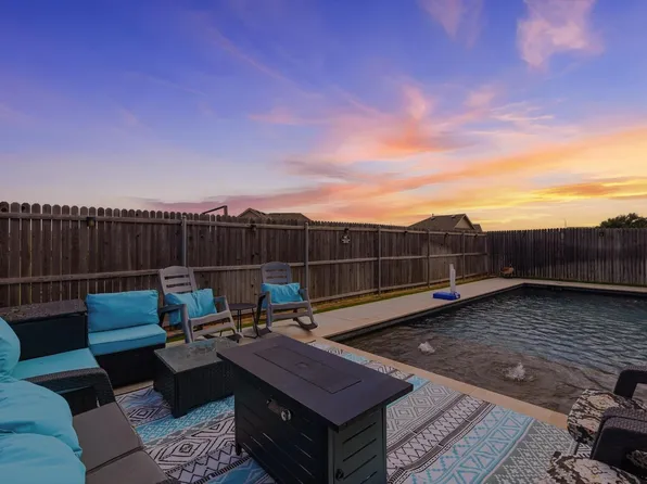 645 Ridgeback Trl, Haslet, TX 76052
