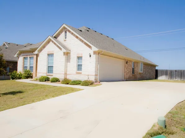 228 Timothy John Dr, Pflugerville, TX 78660