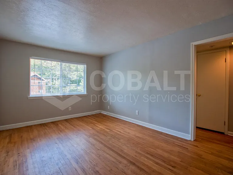 493 N Highland Ave NE #30 — Photo 4