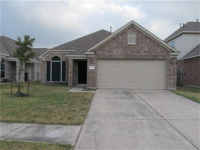 1st image of 12202 Glen Crossing Cir