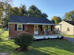 18327 College Rd, Hagerstown, MD 21740