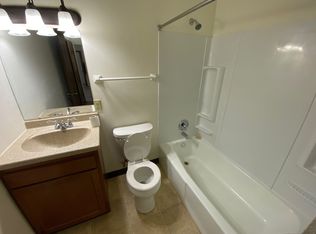 86 N Park Ave #18028471, Fond Du Lac, WI 54935