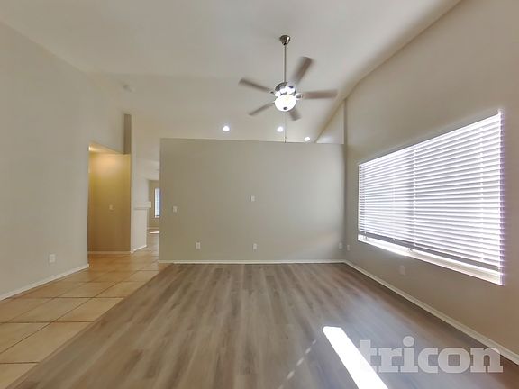 3rd image of 5521 N 103rd Dr