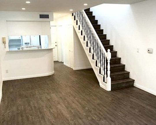 3rd image of 14410 Dickens St APT 3