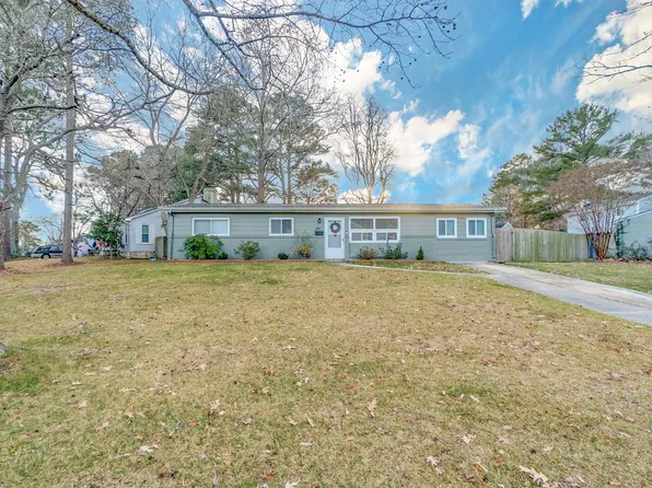 441 Hopkins Rd, Virginia Beach, VA 23452