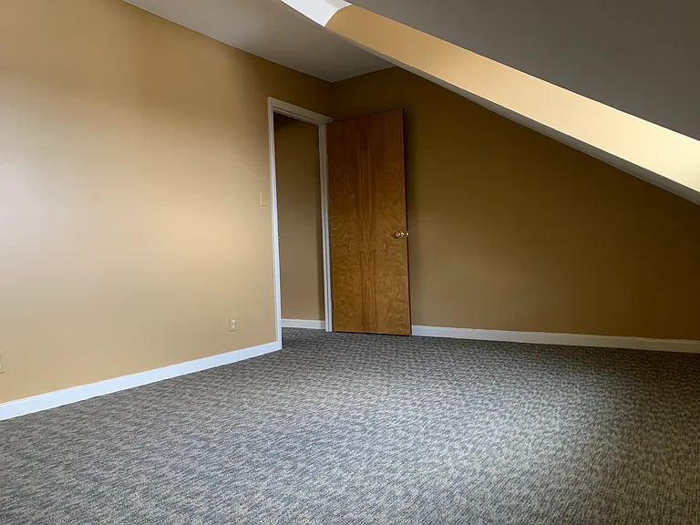 Master bedroom 10.5' X 15'