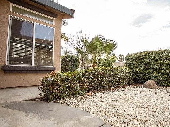 5th image of 512 Vina Ct