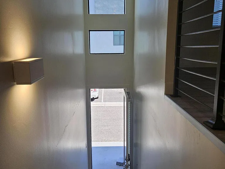 264 S Roosevelt St — Photo 46