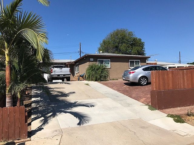 2nd image of 836 Paraiso Ave