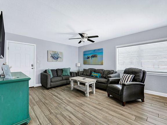 2nd image of 132 E Gardenia St #3