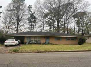 305 Government St, Tupelo, MS 38801