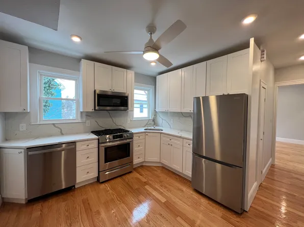 15 Burnham St #2, Somerville, MA 02144