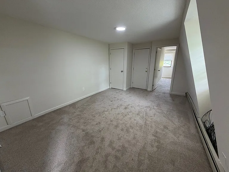 682 Beech St #6 — Photo 6