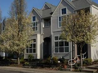 437 NE Roth St, Portland, OR 97211