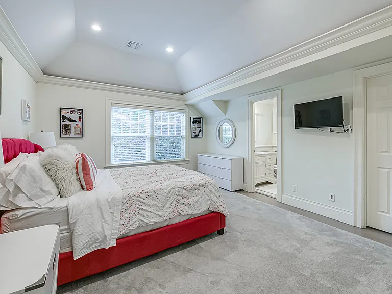 4 Candace Dr — Photo 10