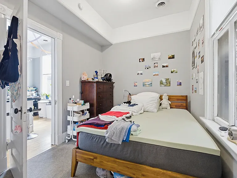863 W Newport Ave #3F — Photo 16