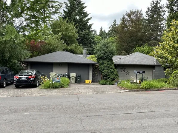 9007 SW Monterey Pl, Portland, OR 97225
