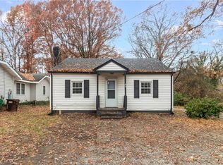 404 Hickory Chapel Rd, High Point, NC 27260