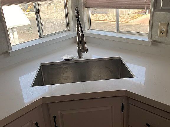 New sink/granite countertop 