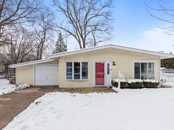 6 Saugatuck Rd, Montgomery, IL 60538