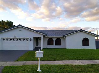 14641 SW 150th St, Miami, FL 33186