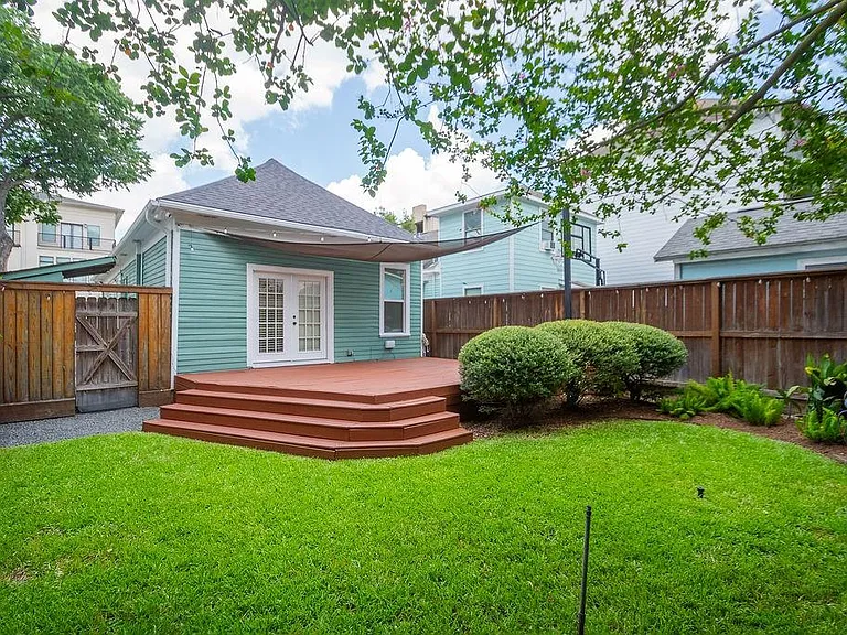 3909 Barnes St — Photo 17