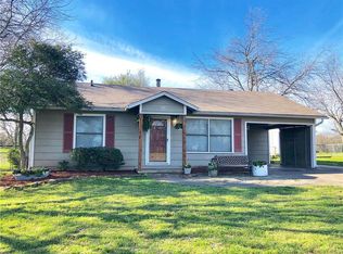 212 Fm 2194, Farmersville, TX 75442