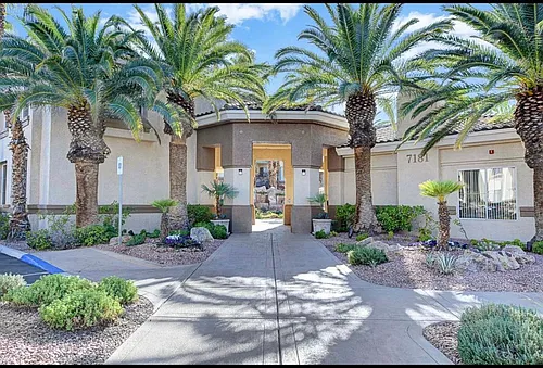 7127 S Durango Dr #307 Photo 1