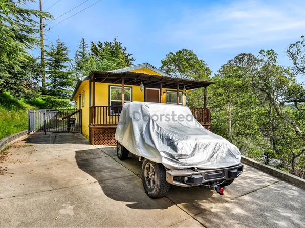 3 Hawthorne Ln, Corte Madera, CA 94925