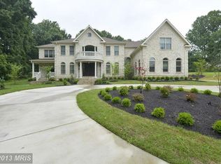 10501 Tulip Ln, Potomac, MD 20854