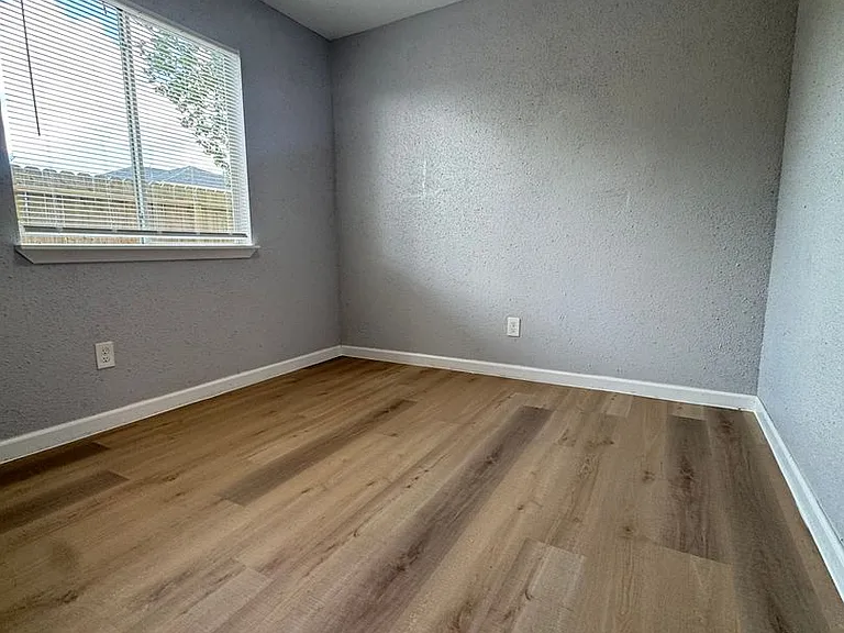 11217 Pender Ln — Photo 27