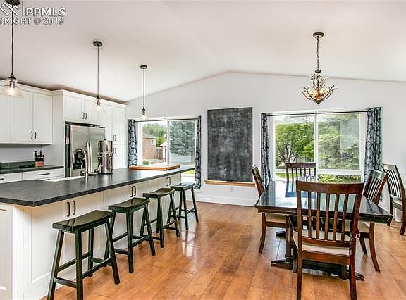 5th image of 6728 Fredrick Dr