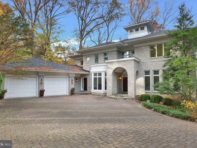 4055 40th St N, Arlington, VA, 22207