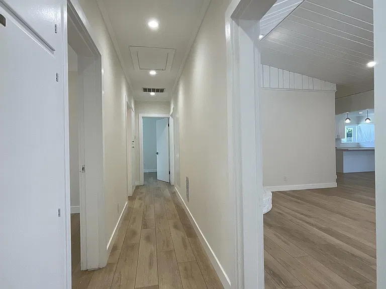 1515 Hess Rd #6 — Photo 12