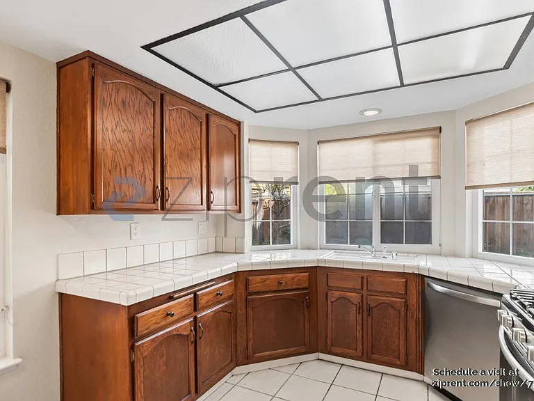 770 Superior Rd — Photo 15